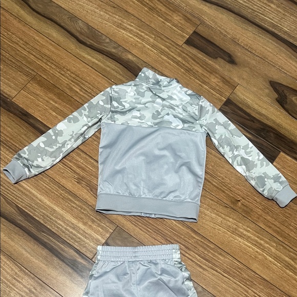 Nike Gray and neon Yellow Camo tracksuit - Picture 7 of 7